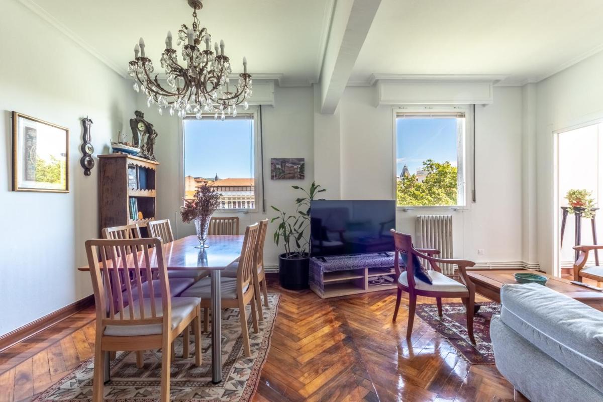 Apartamento con vistas a la Ría - Housity