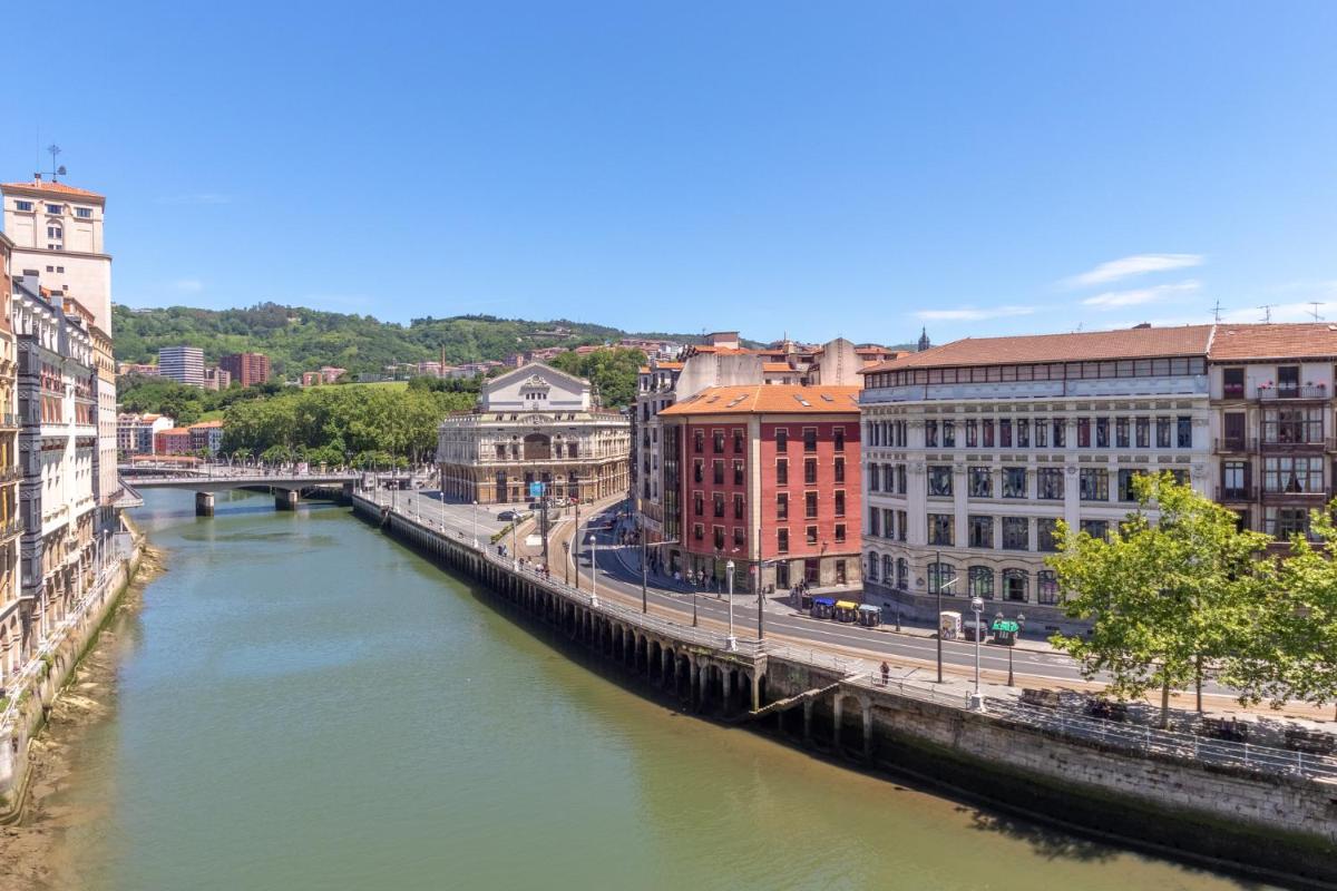 Apartamento con vistas a la Ría - Housity