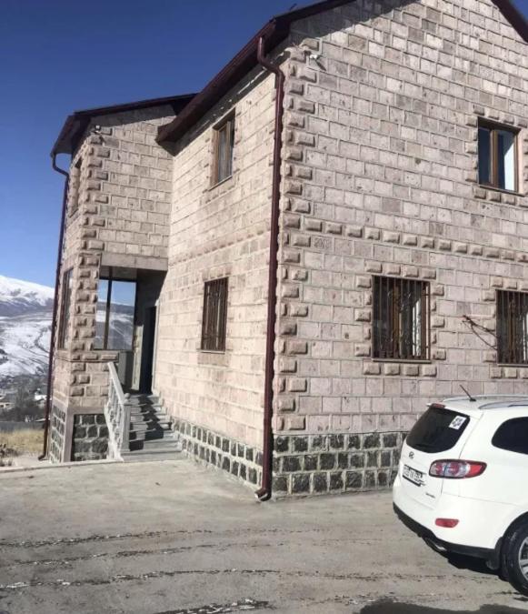 Kaghsi summer house - Housity