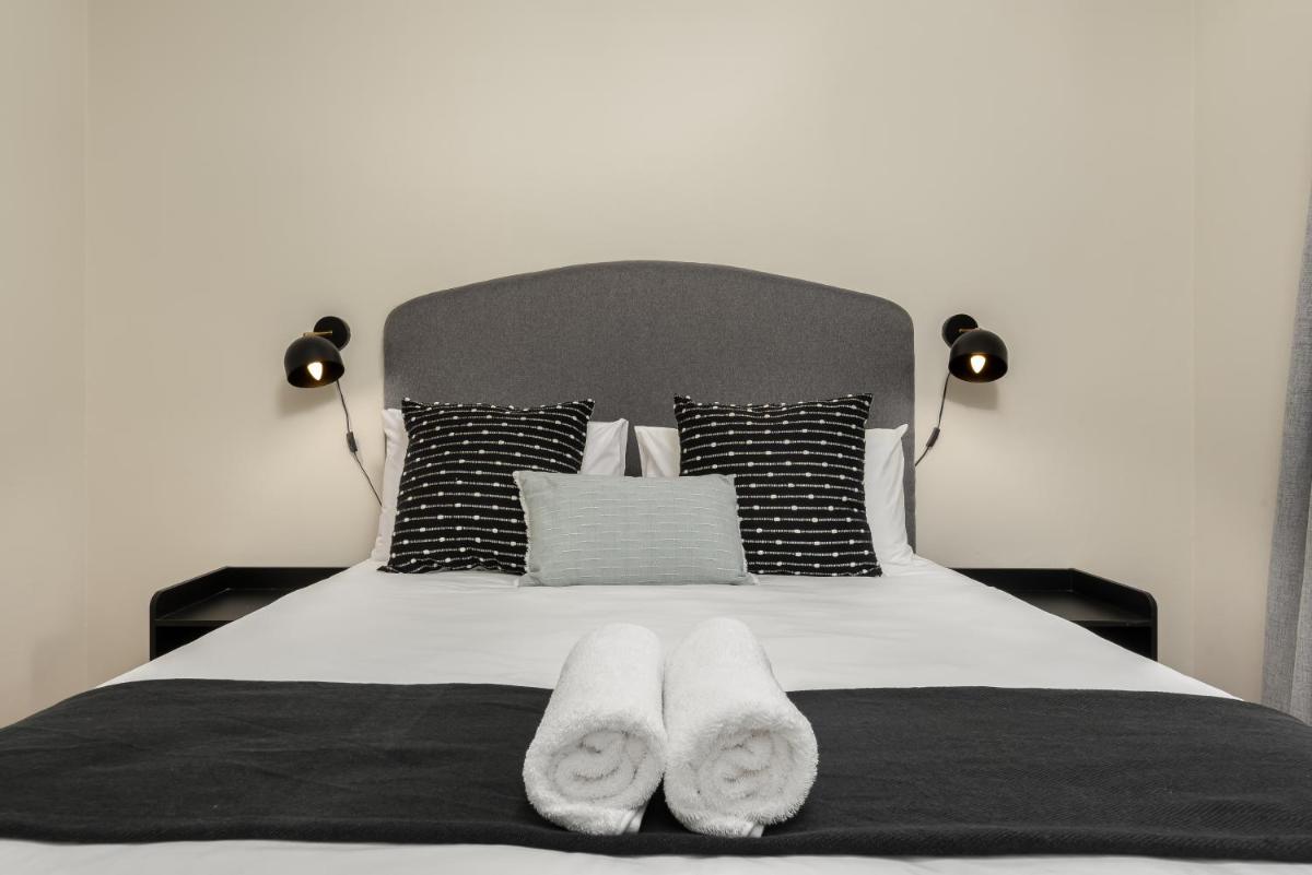 Flatrock Apartments - Housity