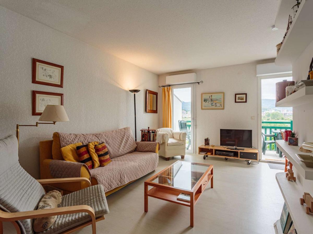 Bel appartement moderne avec piscine et parking proche frontière à Hendaye - FR-1-2-359 - Housity