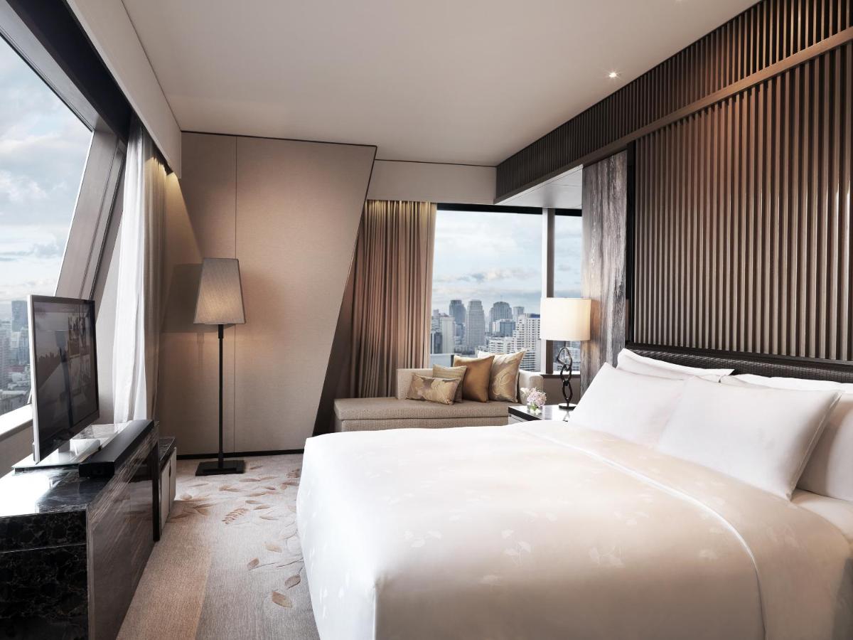 The Okura Prestige Bangkok - Hizvo