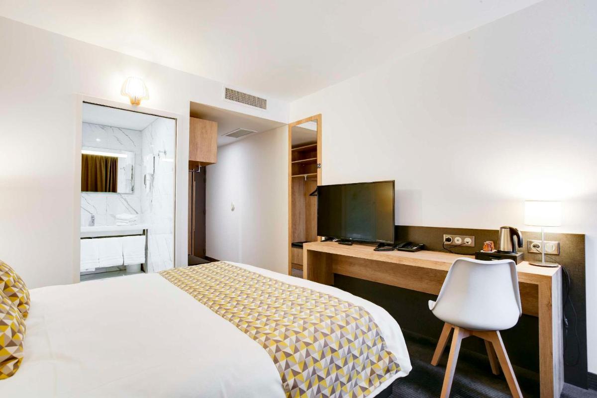 Brit Hotel Confort Loches - Housity