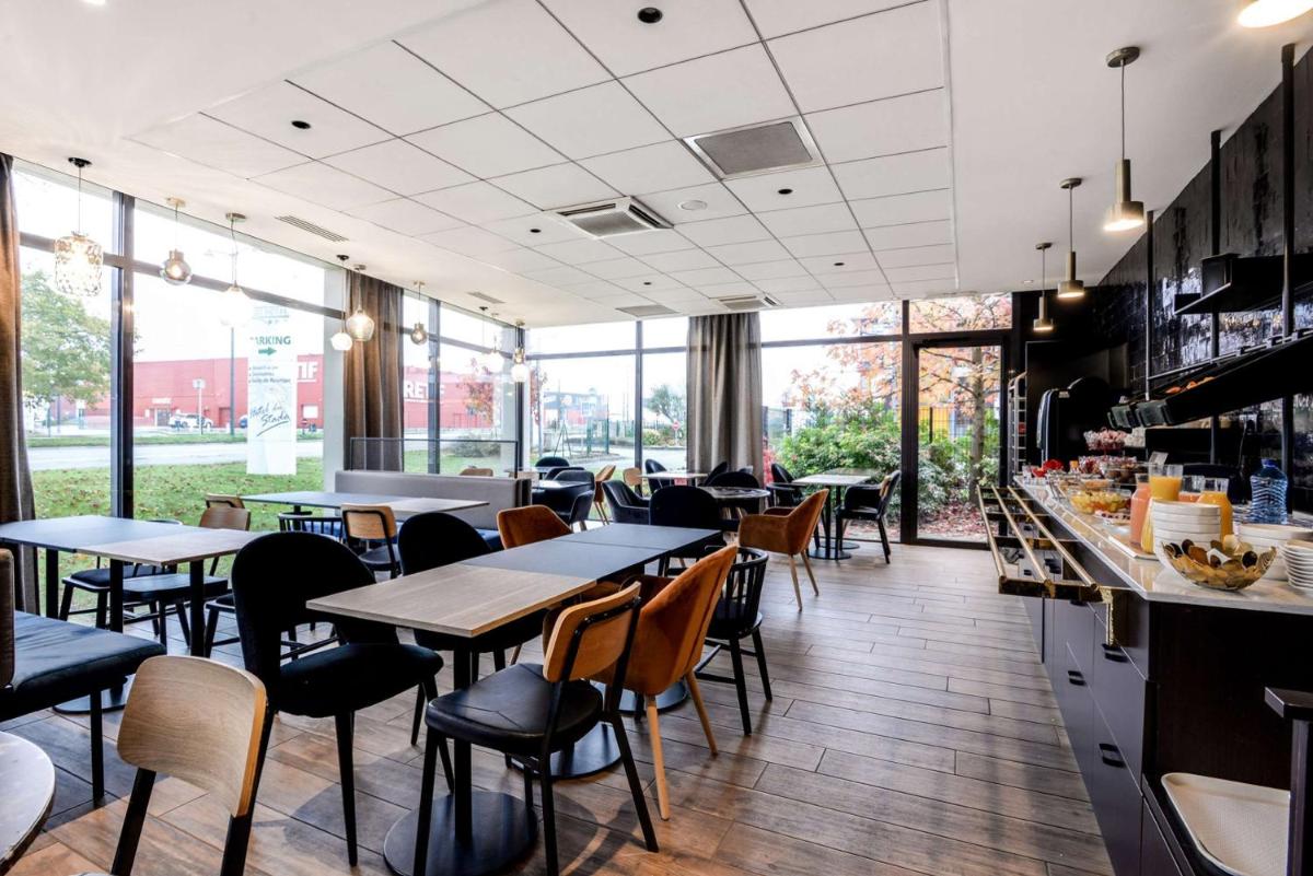 Brit Hotel Du Stade Rennes Ouest - Housity