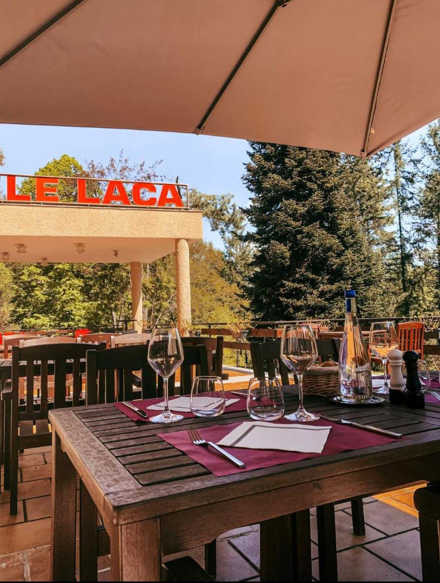 Suitetrails - BRIT HOTEL DU LACA - Capvern