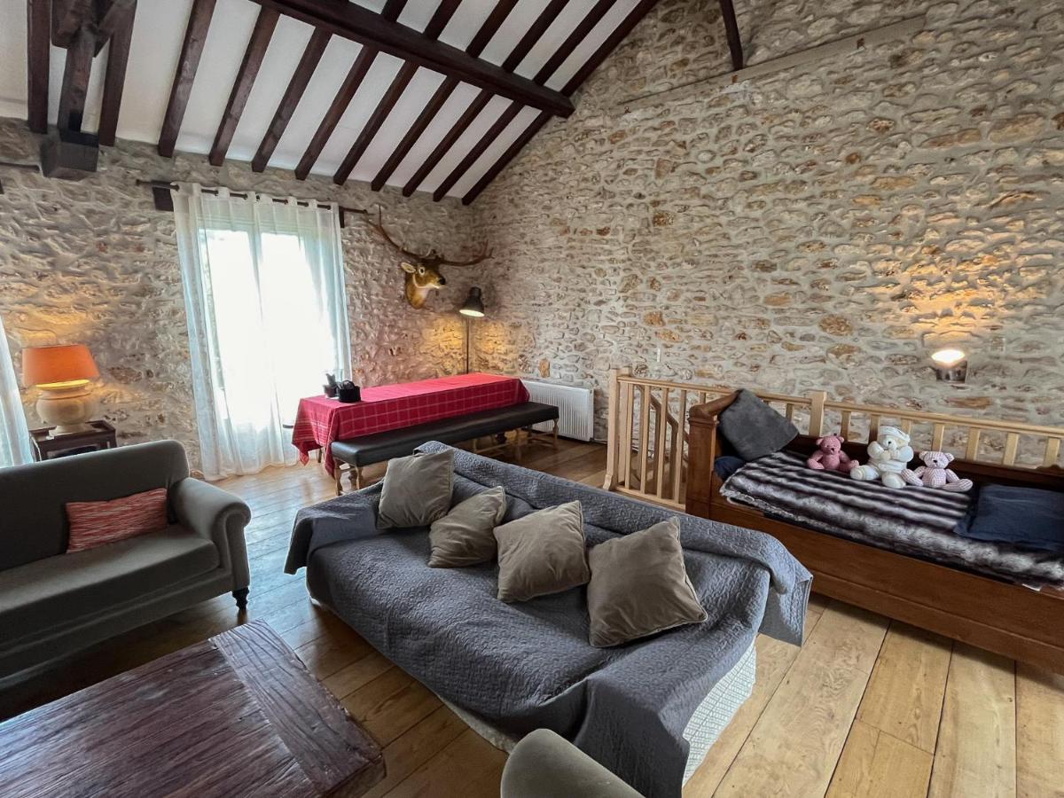 Chez Oscar - Housity