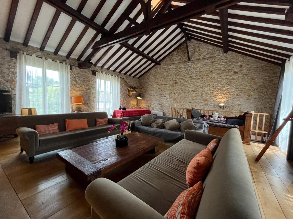 Chez Oscar - Housity