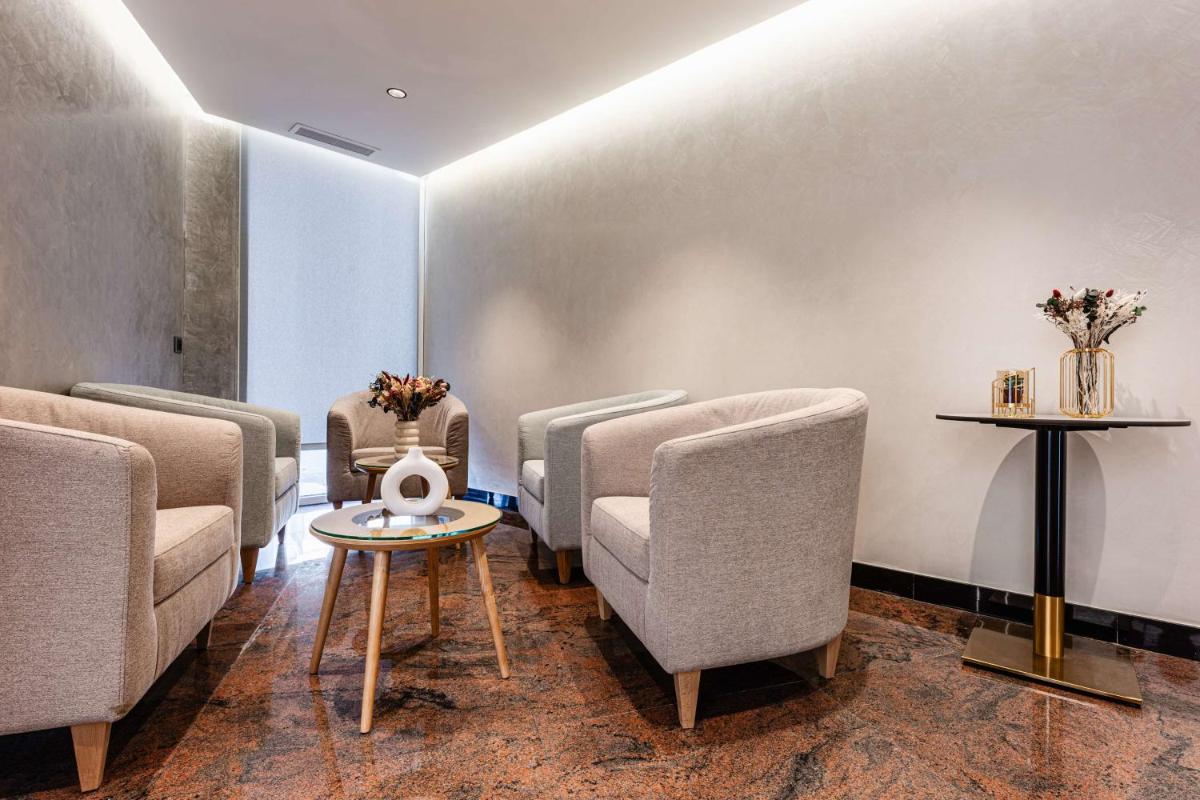 Brit Hotel Privilège Paris Rosny-sous-Bois - Housity