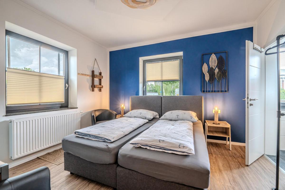 K357 - Hotel & Restaurant 