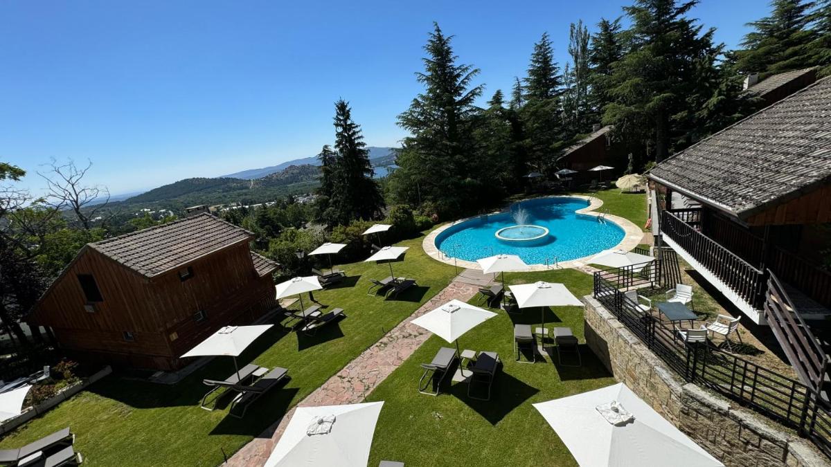 Piscina en o cerca de Hotel Hita "Nature Experience" for all