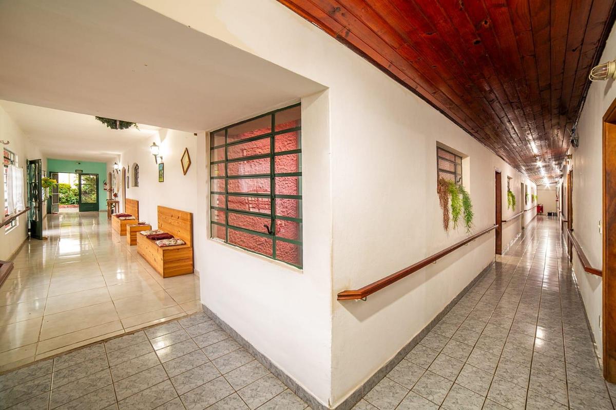 Pousada Sta Helena - Housity