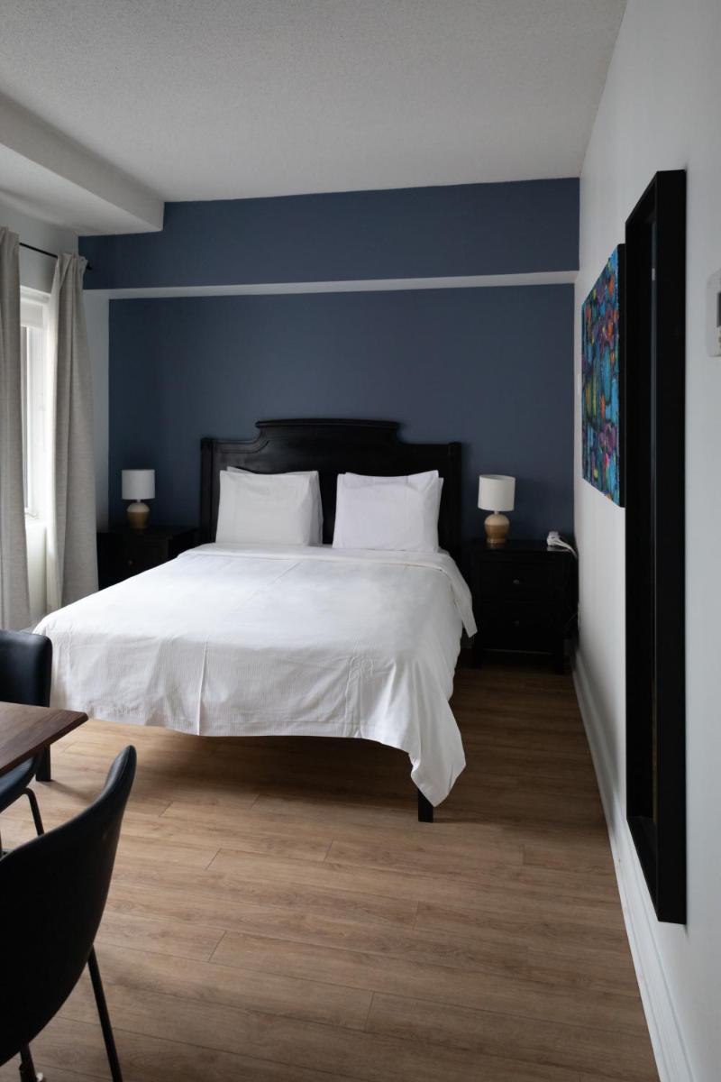 ByWard Blue Inn - Hizvo