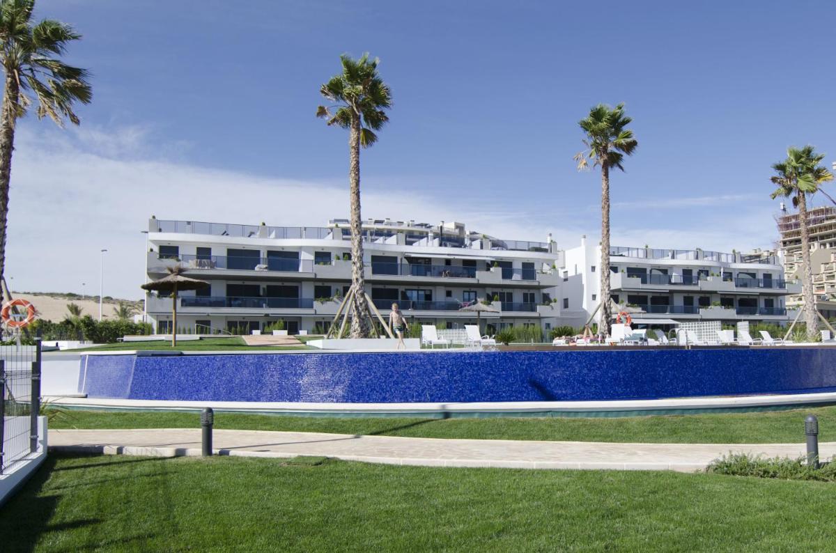 Ocean View by Mar Holidays - Housity