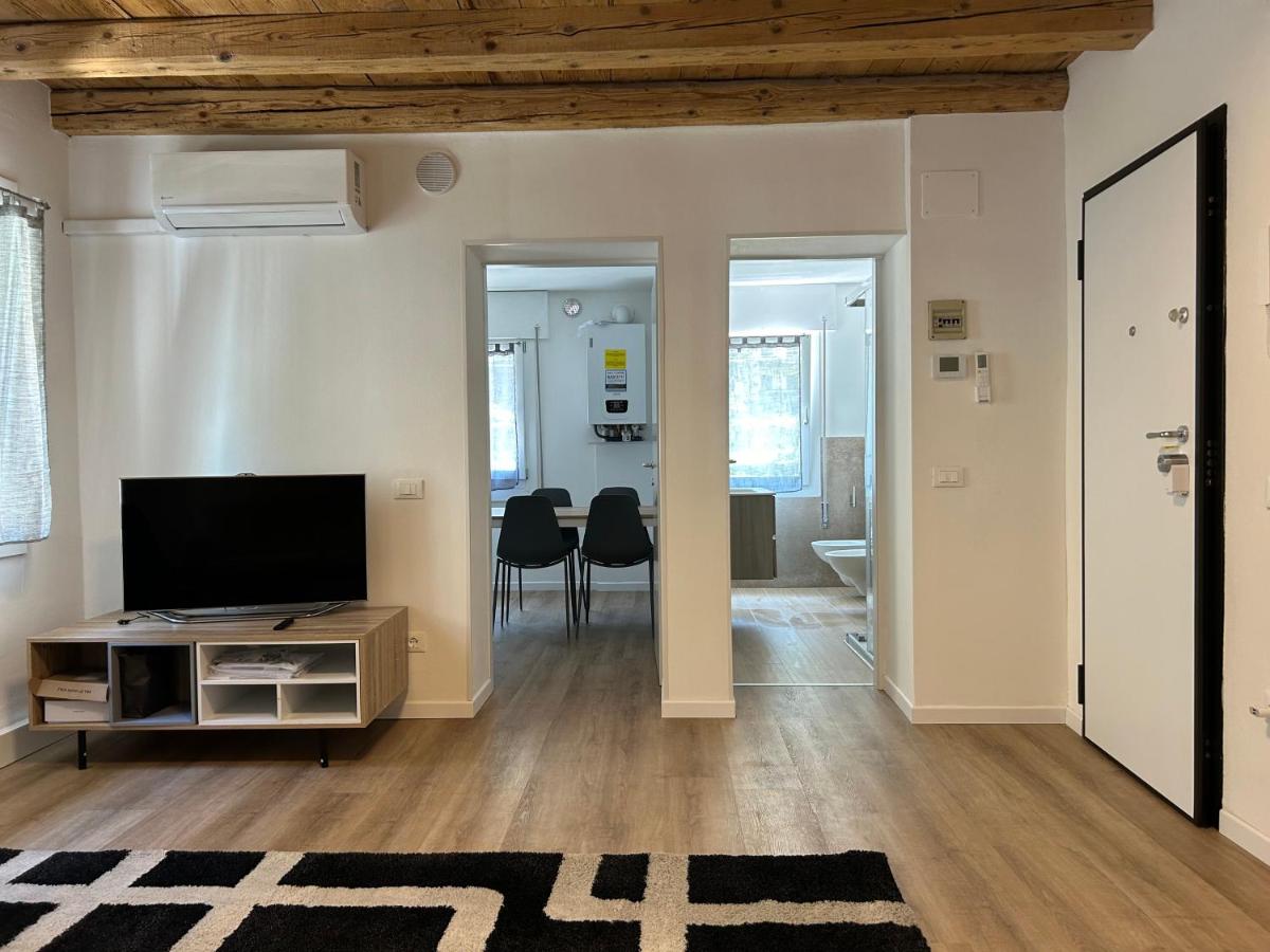 Larocca Tourist Home 3 Valbrenta - Housity