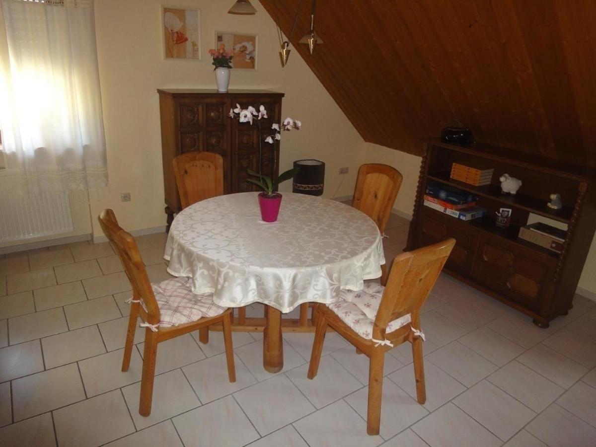 Suitetrails - Charmante Wohnung in Rheindiebach mit Eigener Terrasse