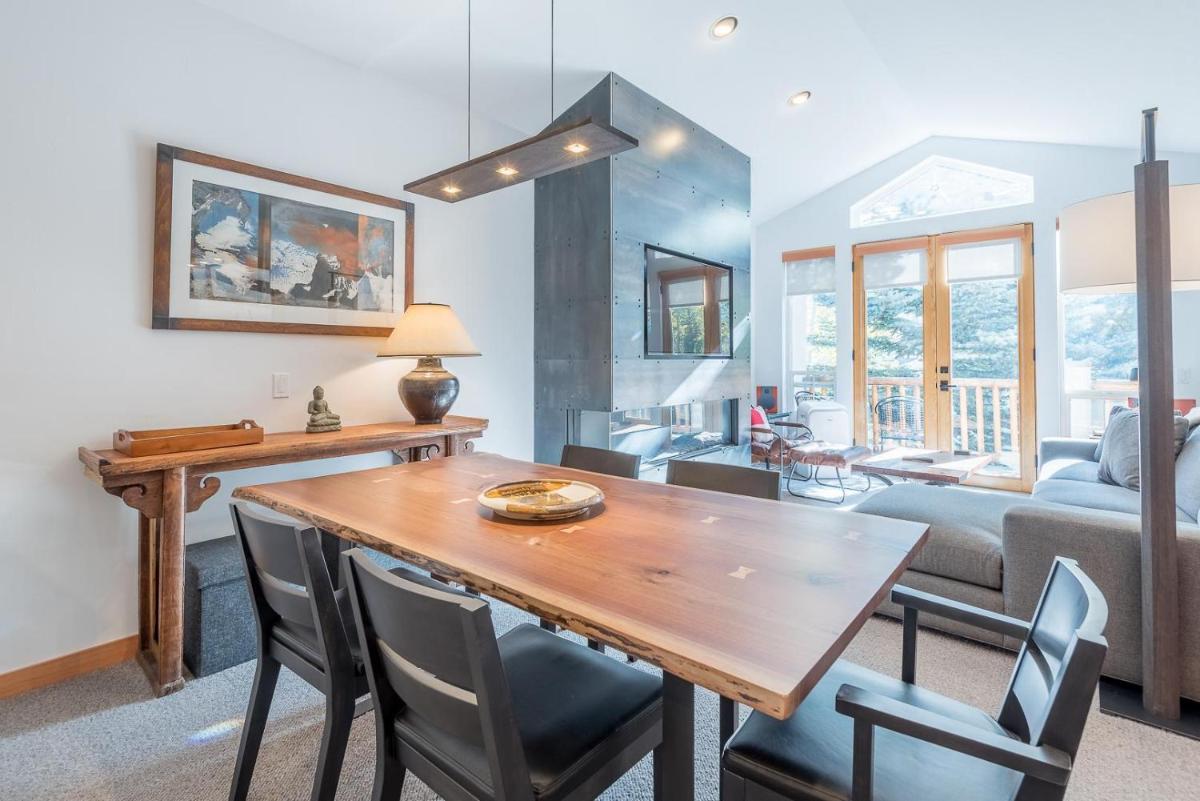 Snowstar Condo 23 - Housity