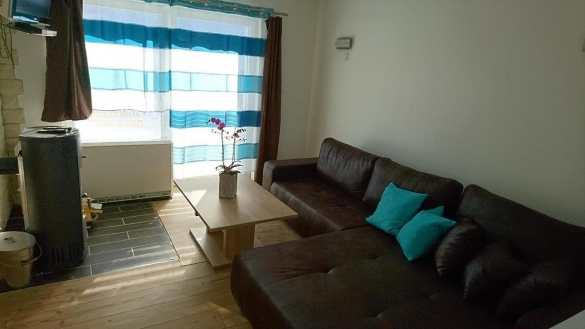 Modernes Ferienhaus in Carlsfeld mit Grill und Garten - Housity