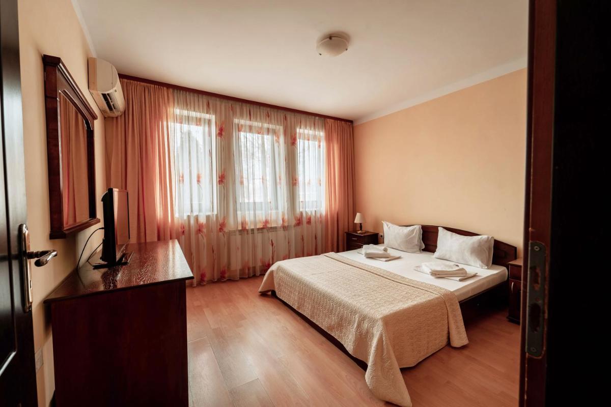 Hotel Winpalace - Housity