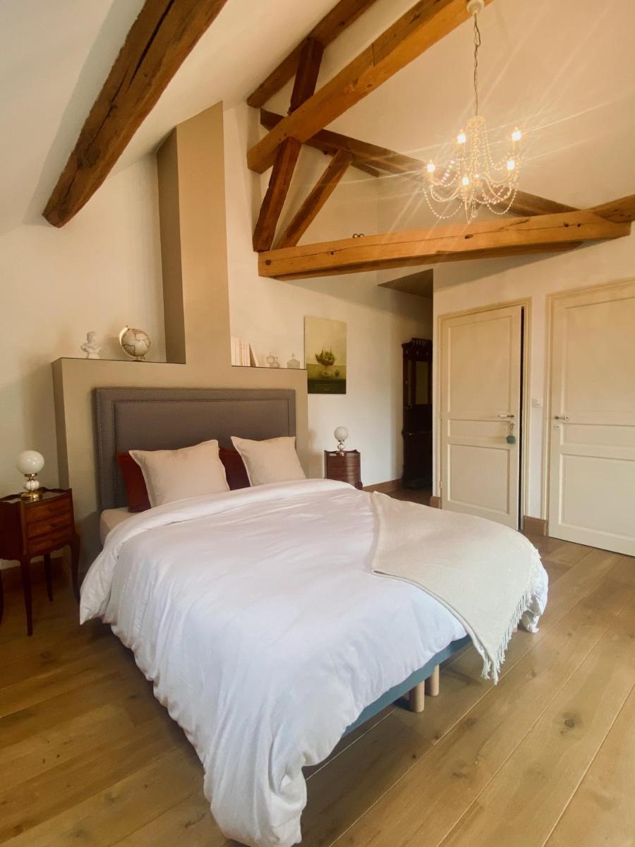 Maison Adrienne - Housity