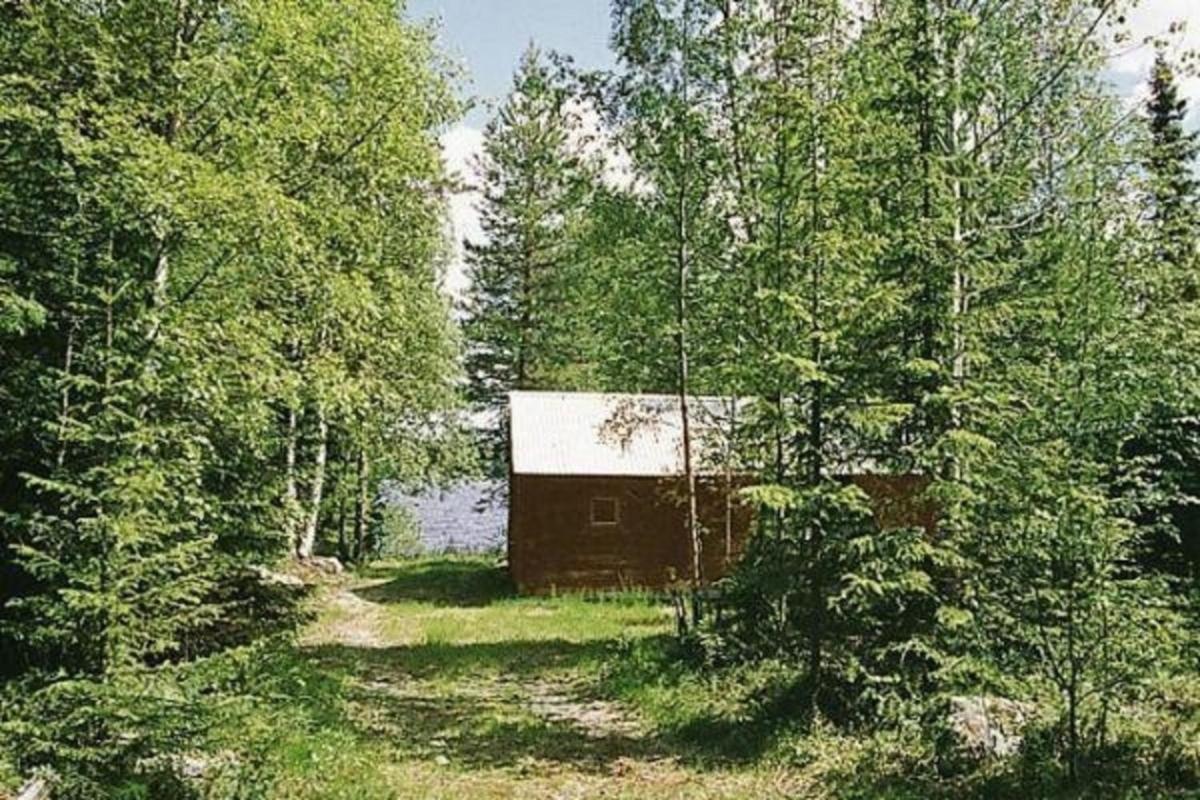 Blockhütte für das wahre Naturerlebnis am See - Housity