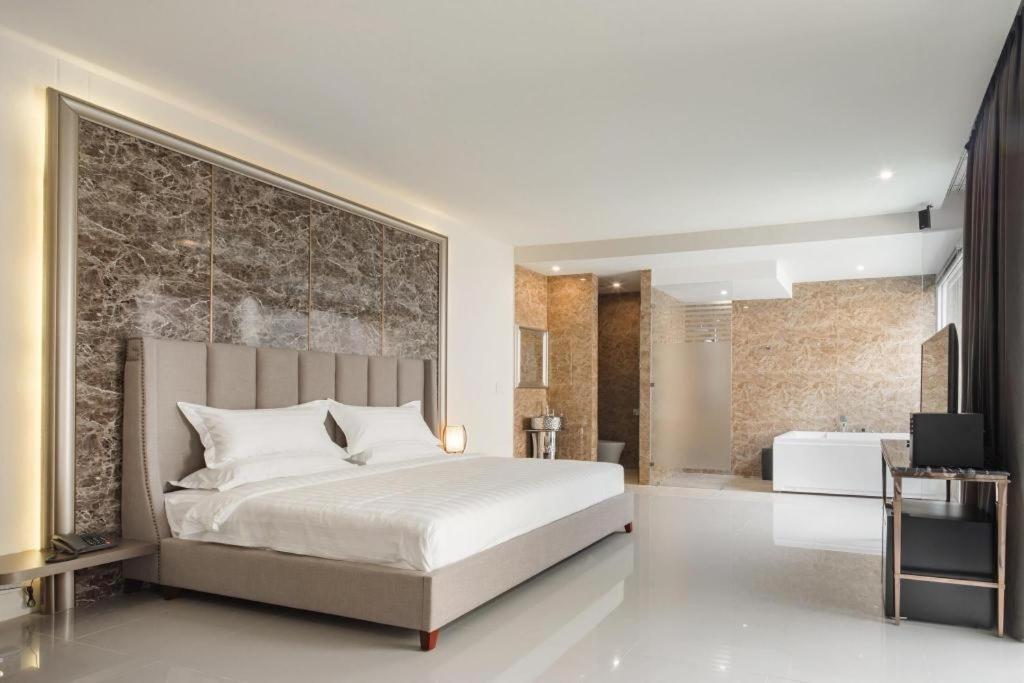 The Valen Resort - Housity