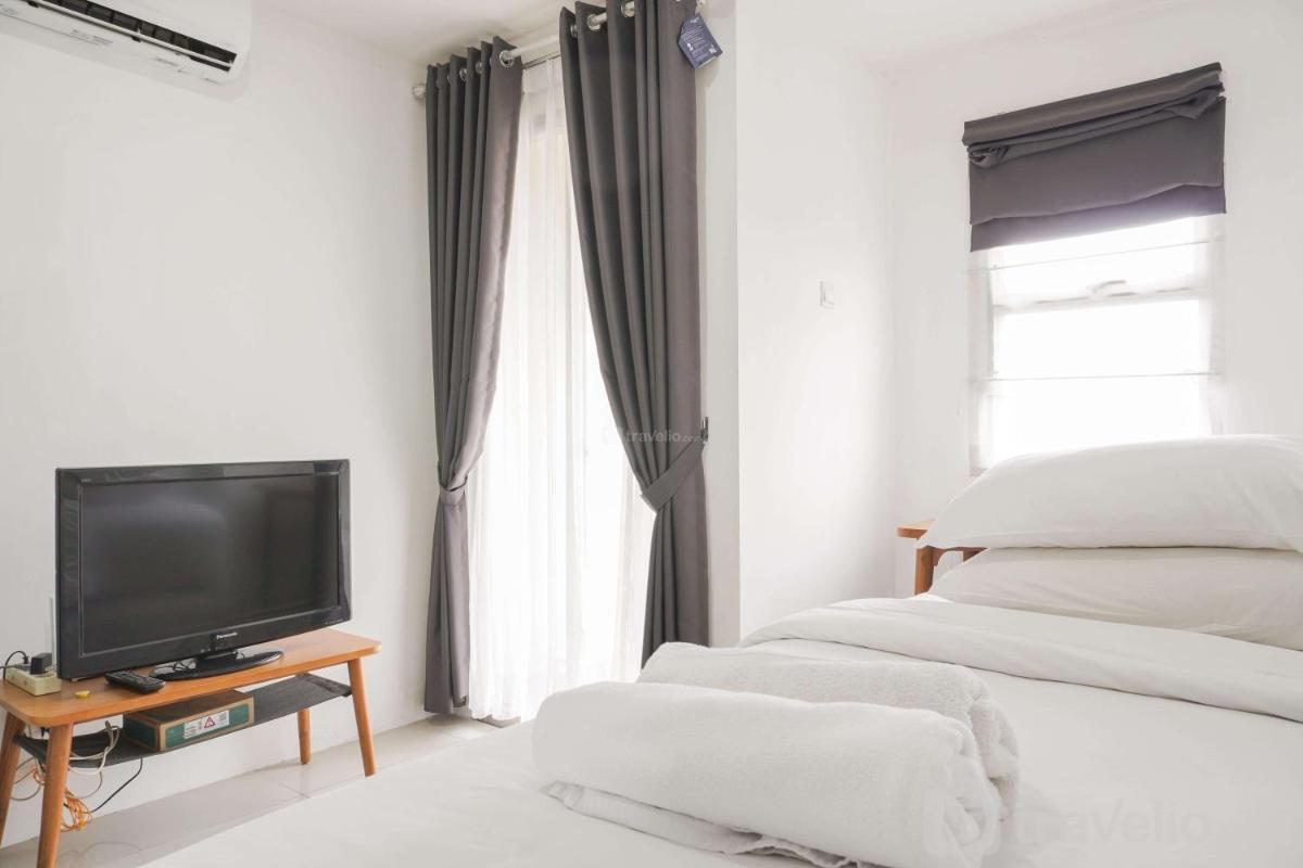 Stunning Studio Apartment at Belmont Residence Puri By Travelio - Housity