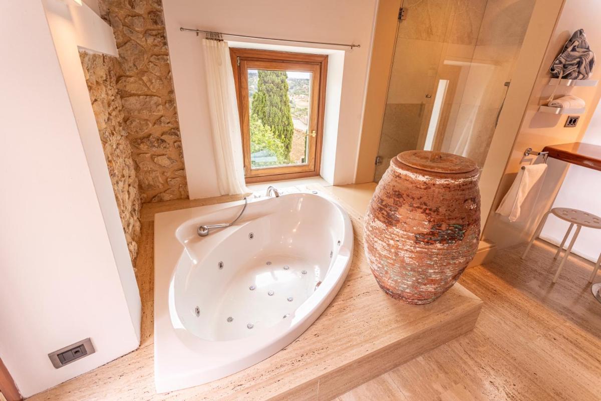 Un baño de Can Cota Boutique - Turismo de interior