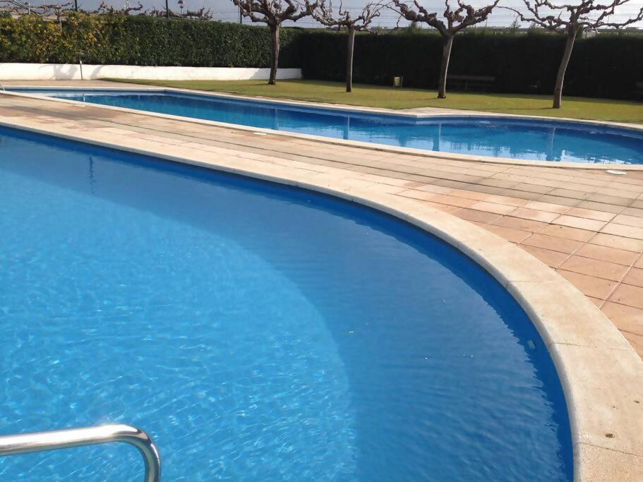 Apartamento con WIFI y piscina cerca del mar - Housity