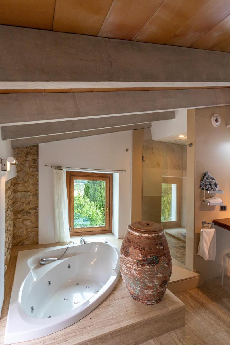 Un baño de Can Cota Boutique - Turismo de interior