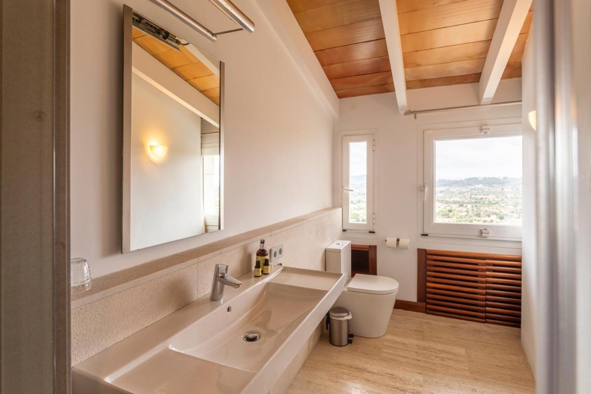 Un baño de Can Cota Boutique - Turismo de interior
