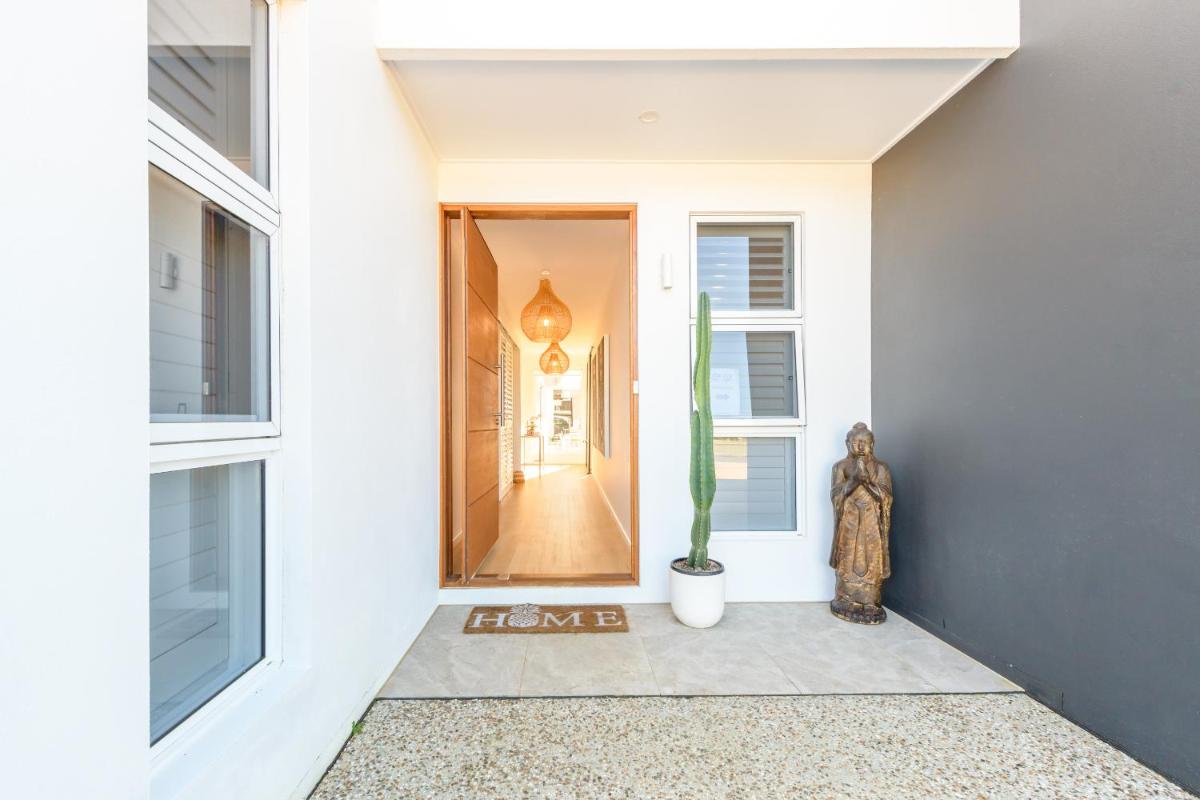 Room 4 Two - Housity