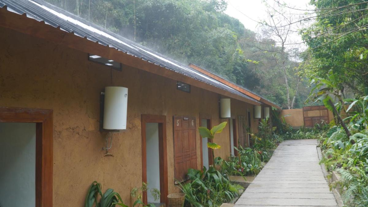 Imah Seniman - Housity