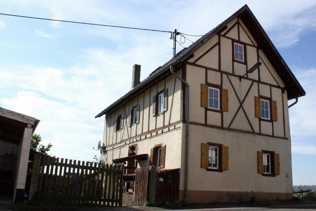 Ferienhaus Hütte Helga in Waldalgesheim - Housity