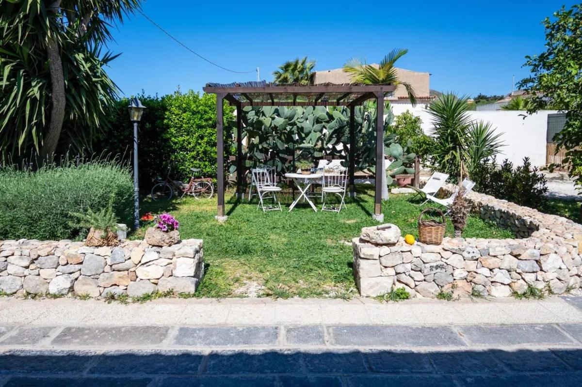 House with pool and jacuzzi in Avola - Housity