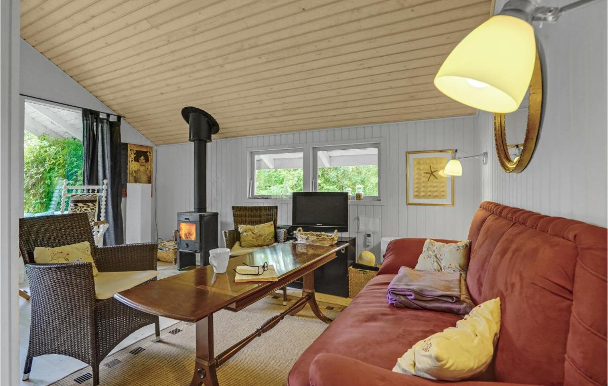 2 Bedroom Awesome Home In Nakskov - Housity