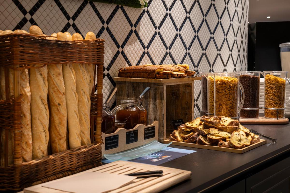 Nourriture dans l'hôtel ou à proximité