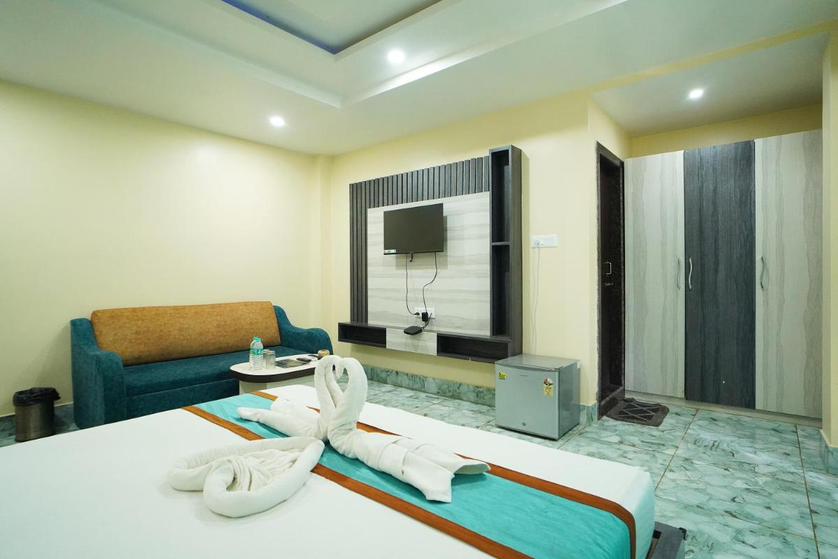 Jyotsna International !! Dheusagar Park 900 Mts !! - Housity