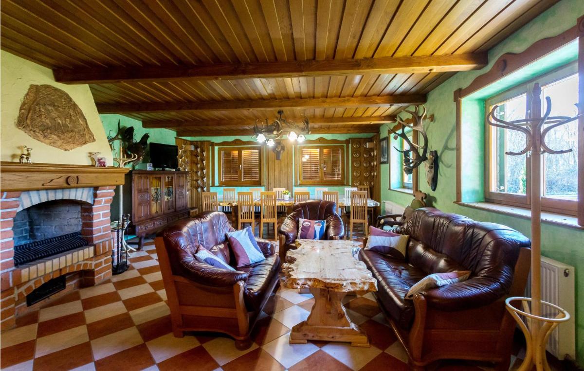 Pet Friendly Home In Cacinci With Kitchen - Housity