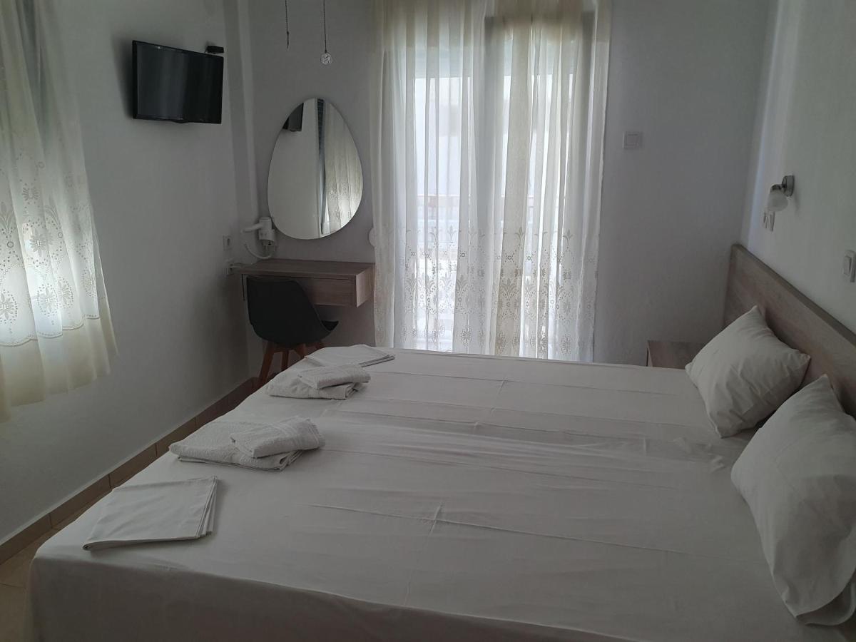 Toula's Apartments - Housity