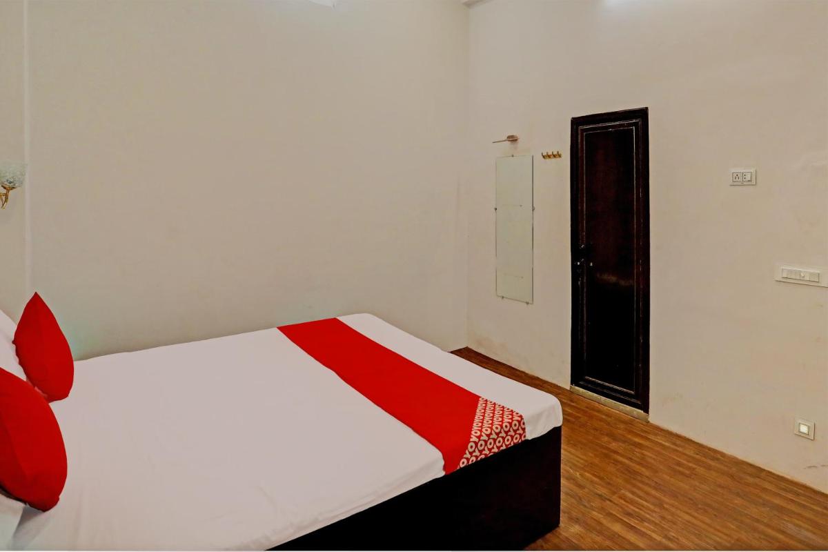 OYO Flagship Shri Ganga Kashi Dham - Housity