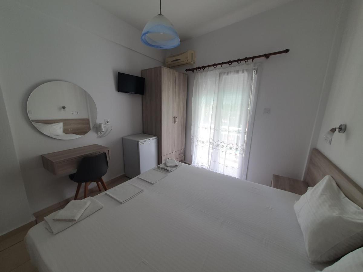 Toula's Apartments - Housity