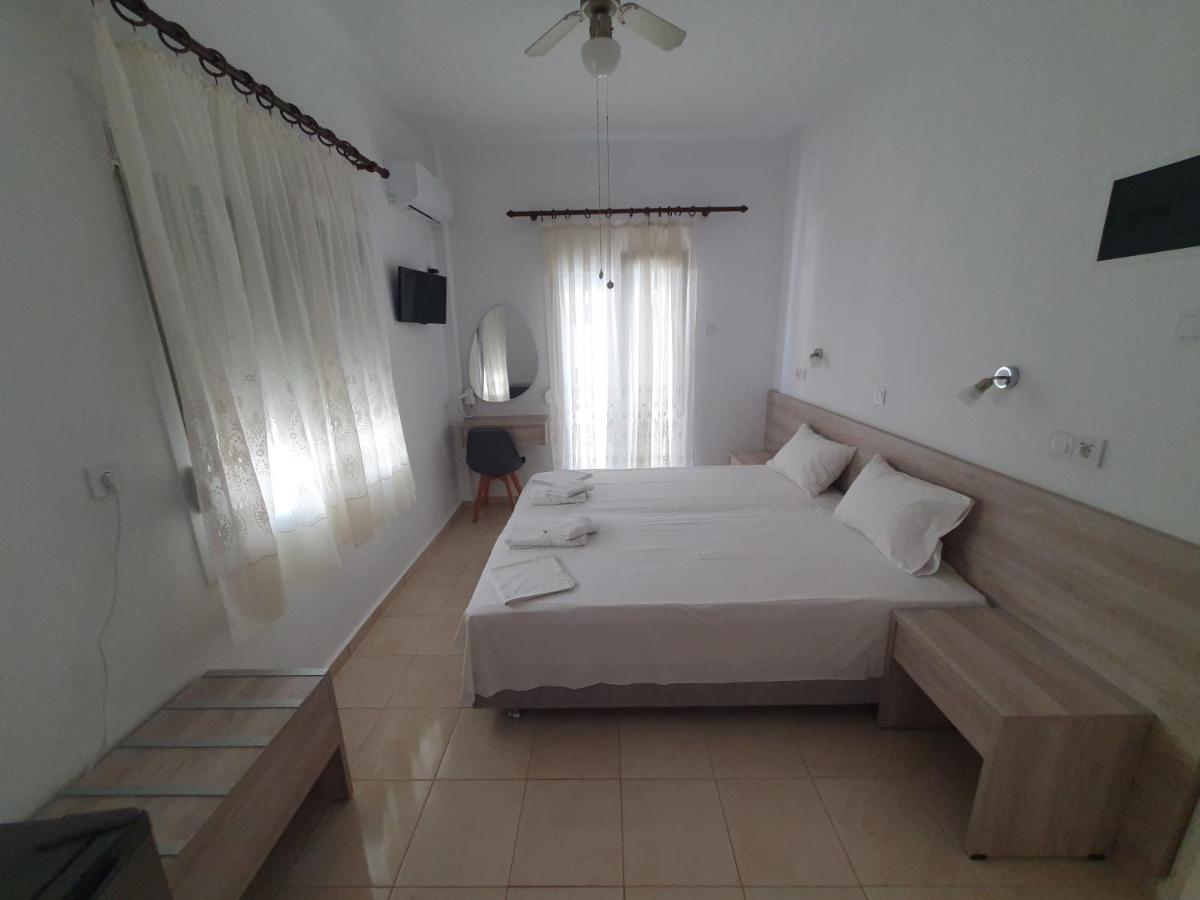 Toula's Apartments - Housity