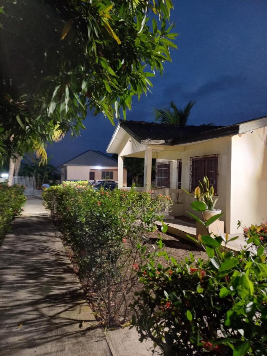 Lord's Hands Guest House Hotel II - Housity