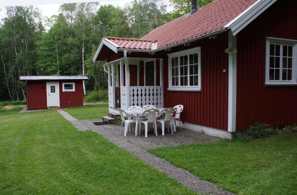 Gemütliches Holzhaus mit Boot - Housity