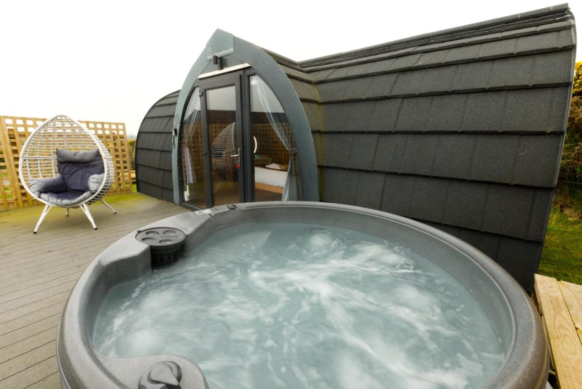 North Coast 500 Pods - Brora - Housity