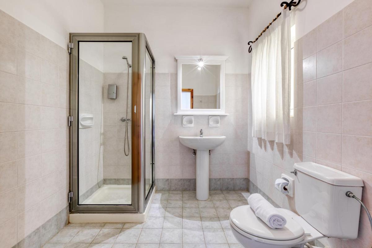 Ta Frenc Apartments - Housity