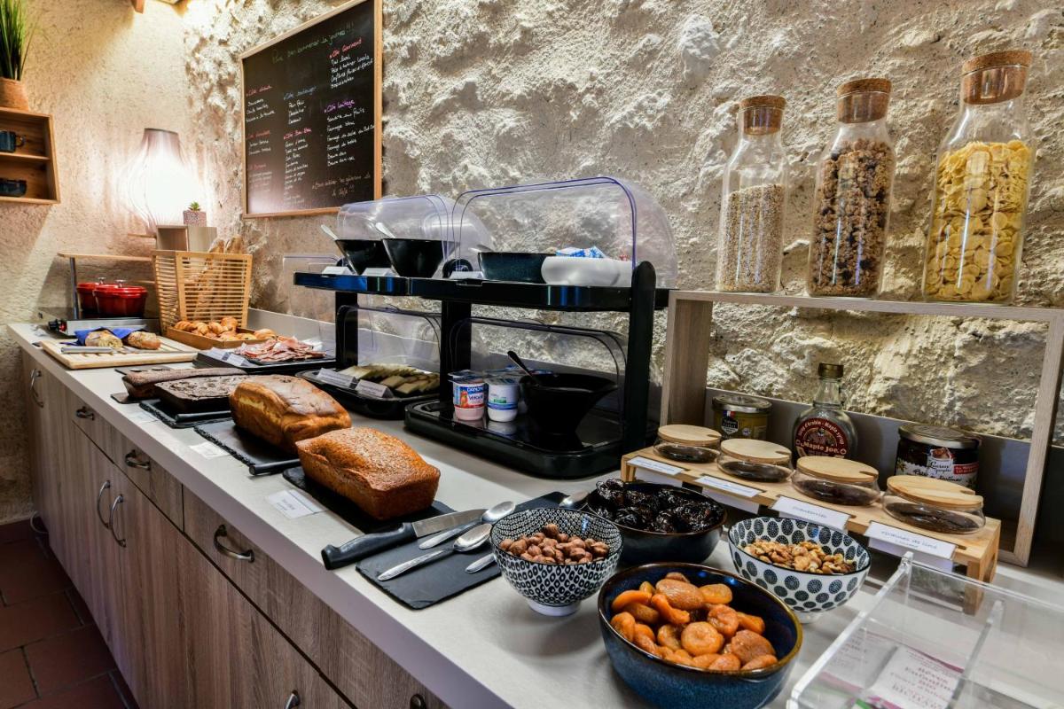 Nourriture dans l'hôtel ou à proximité