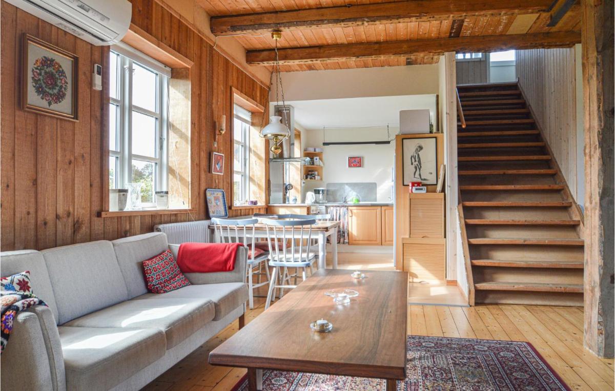 Gorgeous Home In Saltum With Kitchen - Housity