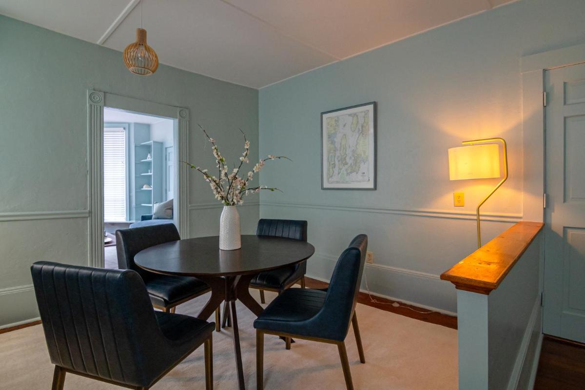 The Burbank Rose Inn - Housity