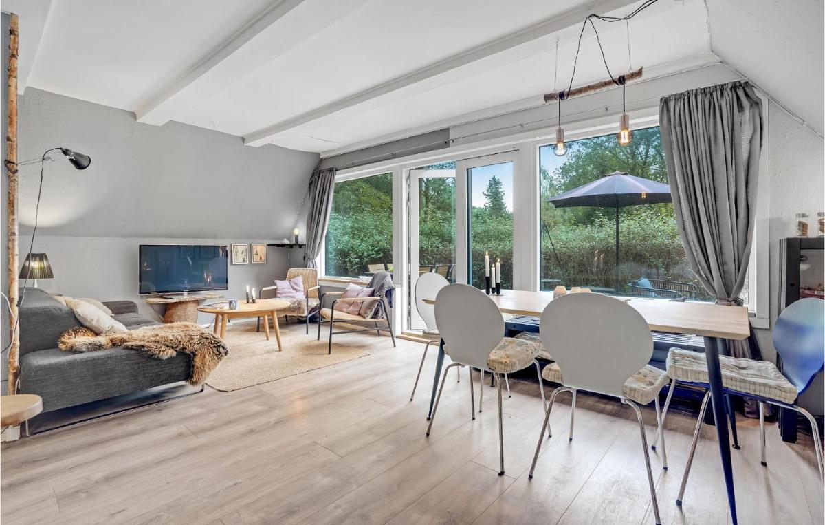 Cozy Home In Bjerringbro With Wifi - Housity